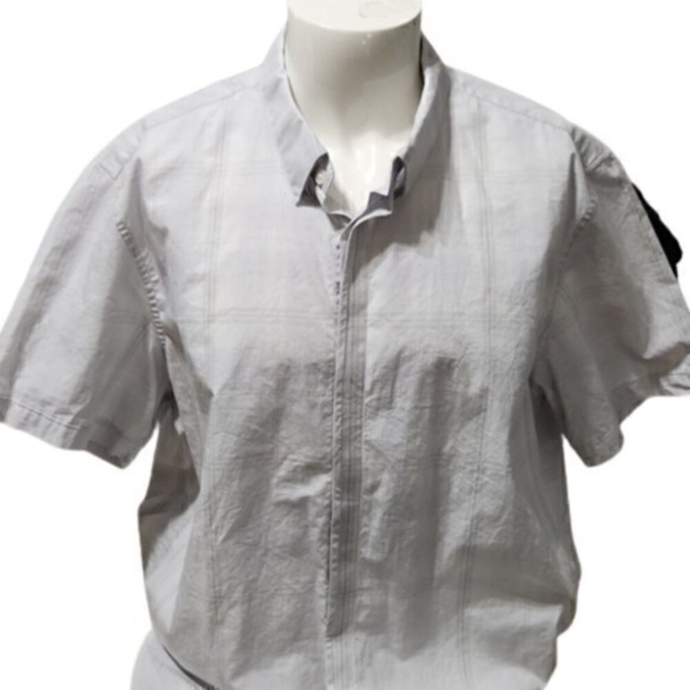 [Calvin Klein] Short Sleeve Button Down Shirt - Size XL
